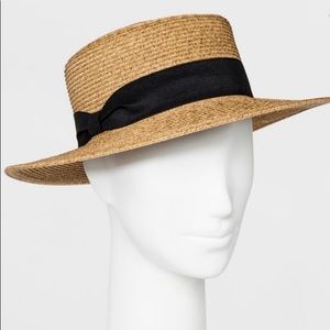 Boater hat , fedora.